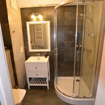 Tarasy Wilczak 16d بوزنان